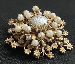 Signed Miriam Haskell Baroque Pearl Starburst Brooch Vintage Gold Tone