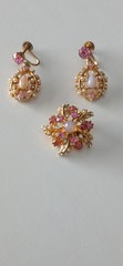 WOW Vintage Faux Pearl Pink Fire Opal Rhineston Brooch Pin & Screwback Earrings