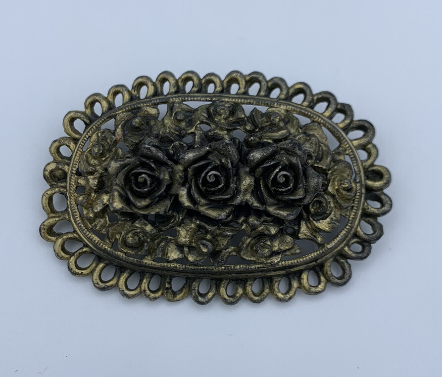 Large Antique 1920’s Victorian Three Rose Handmade Pot Metal Brooch No Brand