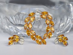 b david signed vintage amber rhinestone brooch and earrings set original box