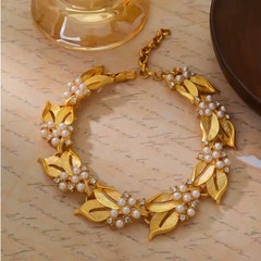 Vintage Style Pearl Jewelry Set Gold Leaf Necklace Bracelet Brooch & Earrings