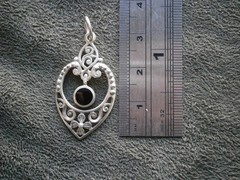 Black Onyx Ornate Openwork Vintage Sterling Silver Pendant 2.5g