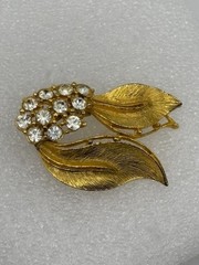 Vintage Unsigned Demi Parure Brushed Gold-Tone Leaves Rhinestone Brooch Clip Ear