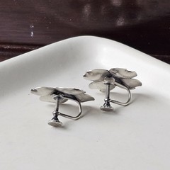 Vintage Stuart Nye 925 Sterling Silver Dogwood Flower Earrings – 3.1 g