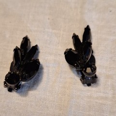 Vintage Black Crystal Marquise Rhinestone Clip-On Earrings & Brooch Pin Set