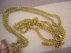 Vintage 2 Inch Carved Layered Shell & Pearl Pendant Gold Tone Chain Necklace