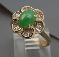 Apple Jade Diamond Baguette Daisy Halo 18k Gold Ballerina Ring