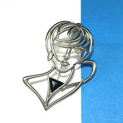 Vintage Signed J.J. JONETTE 1980’s Lady BROOCH Silver Open Work Rhinestone H441i