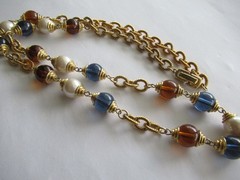 Vintage 1980’s gold plate cable chain Mogul Jewel tone Glass Necklace 28 in