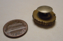 Ladies’ Antique Victorian Gilt Metal Round Floral Collar Stud Button