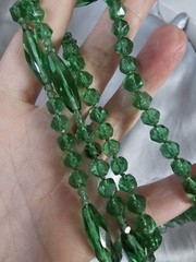 Vintage Green Glass Art Deco Bead 26″ Necklace