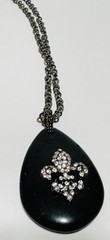 Cg Signed Silver Tone Necklace Black Stone Pendant Fleur De Lis Rhinestone 30in