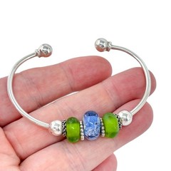 Vintage Sterling Silver 925 | Green Blue Glass Ball Tip Cuff Bracelet | 7″
