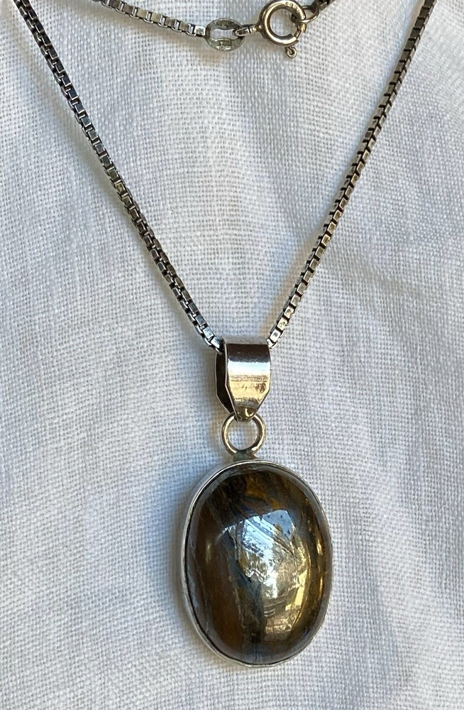 Vintage Tiger Iron Stone Cabochon Set In Sterling Silver With 20” 925 Box Chain