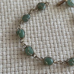 Woman’s Vintage Nephrite Jade Wire Wrapped Bracelet 7.5 Inch