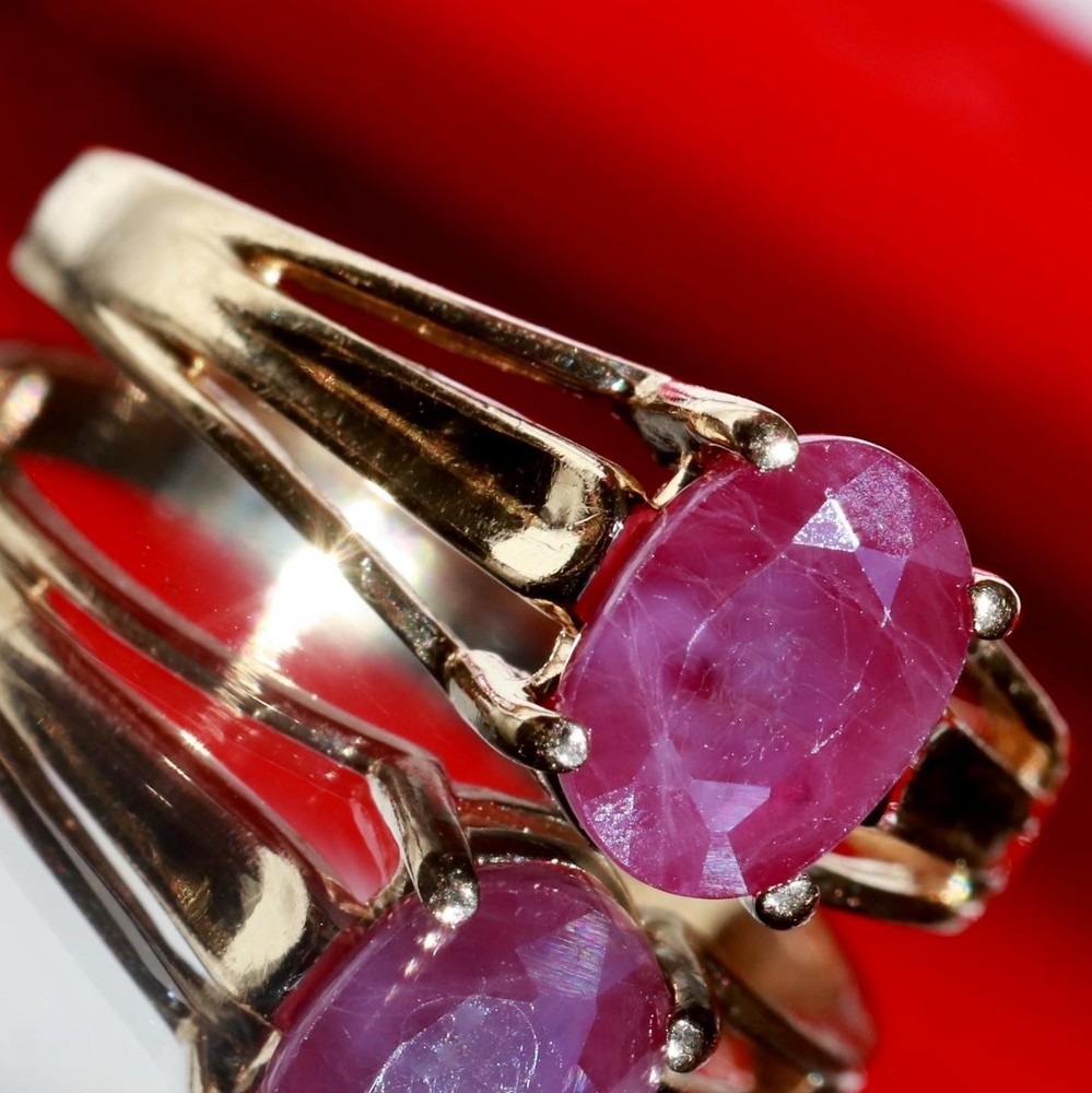 10k yellow gold sz 4.5 ring 0.80ct natural, treated ruby solitaire 1.47gr Nissko
