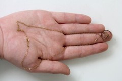 VINTAGE GOLD FILLED CHAIN LINK NECKLACE 17.75″ KIWI CUT OUT COIN PENDANT LAYER