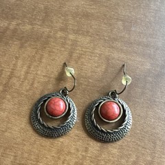 Mixed Lot of 5 Pairs reds orange Women’s Fashion Earrings Glass Plastic Metal