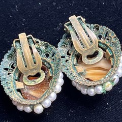 Vintage W Germany Glass Caramel Swirl Cabochon Pearl Brooch Clip On Earrings Set