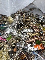 5lbs + Vintage/Modern Costume Jewelry Lots Mix Box Wearable Pieces.