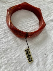 Vintage Lucite Resin Acrylic Bangle Bracelet Barnelli Creations NWT Red Marbled