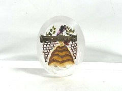 Undercarved Hand Painted Vintage 40’s Southern Belle Pin 1 5/8″ Costume Jewelry