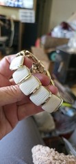 Lisner Thermoset Bracelet Textured White Gold Panel Vintage Collectible 7″ #195