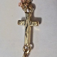 7″ Faux Pearls, Gold Tone & Pink Chains Cross Bracelet – Liz Claibourne