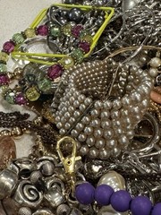 5 LB Mixed Costume Jewelry Lot Wearable & Repair Vintage Modern Treasure Hunt #1