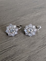 Vintage French 18K Whit Gold Diamond Flower Earrings