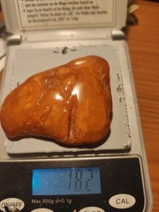 NATURAL OLD ANTIQUE BALTIC AMBER stone 18.2 gr