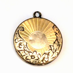 Antique Victorian Gold Filled Oval Photo Locket c1880s w Original Portrait