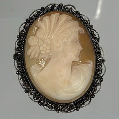 Victorian Antique Silver Tone Filigree Cameo Pink White Lady Carved Shell Brooch