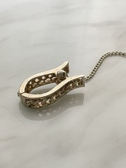 Vintage 1950s 1970s Chain Detail Glove Clip Gold Tone