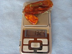Woman’s Beautiful unusual amber ,Balticsea Pin Brooch, large, handmade, USSR