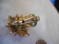 Vtg Crown Trifari Clip EARRINGS 1955-1969 Brushed Gold Square & Layered Leaves