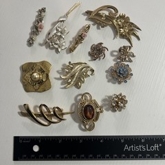 Vintage 12 Brooch Collection | Mix Lot Rhinestones Gold Silver Tone Floral