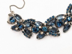 Juliana D&E Five 5 Link Rhinestone Bracelet Blue Navette Flower Accent Ref 6275