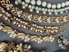 Vintage 100% CROWN TRIFARI Jewelry Lot Missing Stones Minor Repairs 38 Pieces