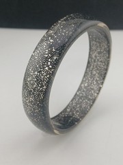 1950s SMOKE GRAY silver glitter confetti inclusions bangle bracelet size 8