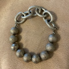 Vintage Glittery Silver Frosted Stretch Split Bead And Chain Links Bracelet