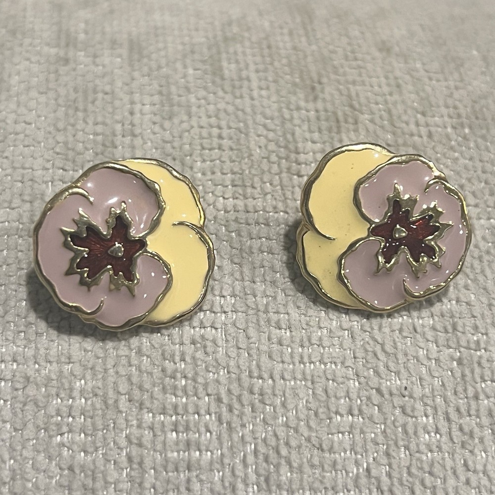 Vintage Gold Tone Lavender and Yellow Enamel Pansy Clip-on Earrings