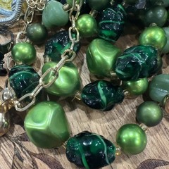 Vintage Good Quality Costume Jewelry Lot Wear Resale Repurpose V93