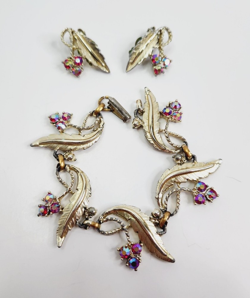 Vintage Judy Lee Signed Gold Tone Rhinestone Bracelet And Clip On Earrings Leaf