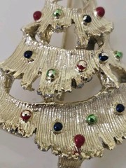 Lot Of 10 Christmas Brooches Christmas Trees Wreaths Snowmen Holly Pin Brooch