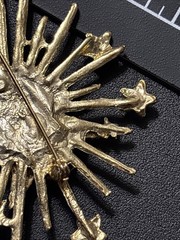 Large Starburst Angel Cherub Brooch