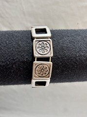 Women’s Silver‑Tone Stretch Panel Bracelet Floral Engraved Boho Vintage Style