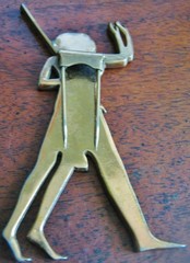 2 LARGE VINTAGE EGYPT PINS/CLIP UNUSUAL & COOL, FACE, BAKELITE, FUR CLIP
