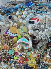 Earring Lot SINGLES of over 500 PIECES