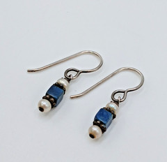 VTG Beaded Dangle Earrings 1in Drop Blue Stone Seed Pearl Silver Tone Estate
